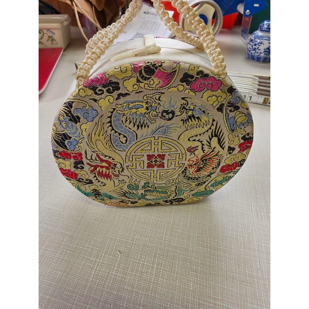 Vintage Chinese Silk Embroidered Round bag